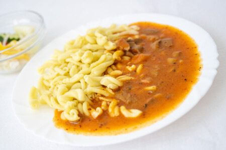 Guláš z hlívy ústřičné, bramborové krucánky