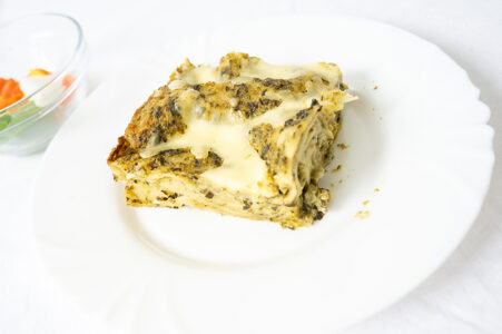 Lasagne se smetanovým špenátem a mozzarellou